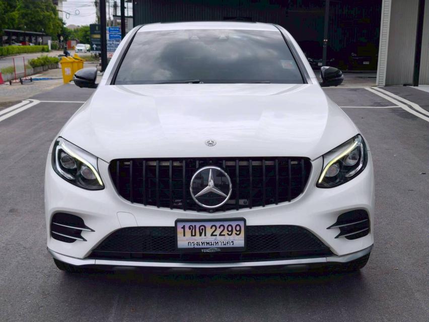 รหัสรถ CBL2299 2022 BENZ GLC 43 COUPE 4MATIC สีขาว
