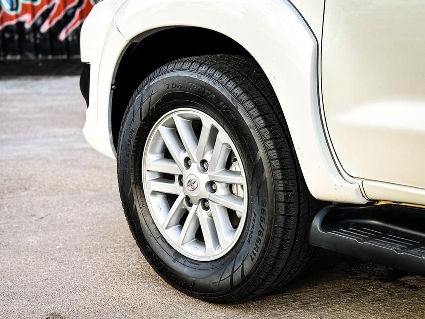 Toyota Fortuner 3.0V ปี13 18