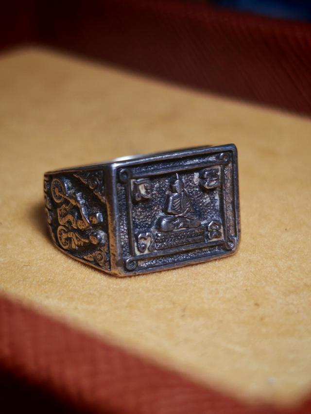 แหวนพระพุทธ​ เนื้อเงิน​ วัดเก้าห้อง 6