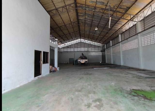 ให้เช่าโกดังเมืองฉะเชิงเทรา ขนาดโกดัง 500 ตารางเมตร พื้นที่ใช้สอยภายนอกอาคารอีก 1,850 ตรม. มีใบรง. 4(ฉีดพลาสติก) 5