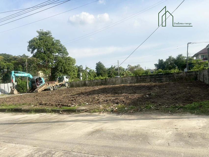 ที่ดินเปล่าหมู่บ้านแฮปปี้เพลสพาร์ค ลาดกระบัง ถนนเจ้าคุณทหาร  4