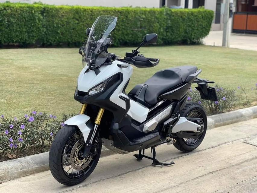 Honda X-ADV ขาว 3