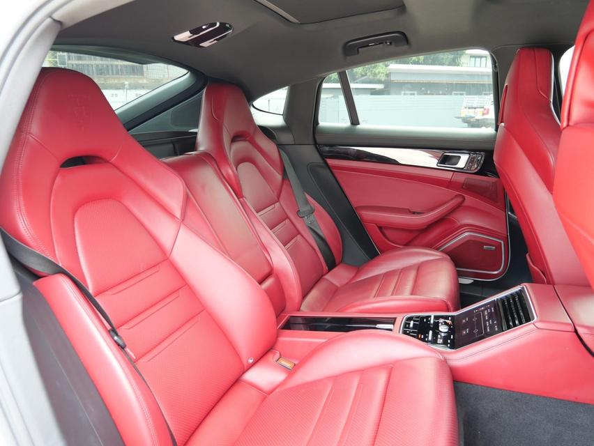 Porsche Panemera 4 E-Hybrid  ปี 2021 วิ่ง 30,xxx km 11