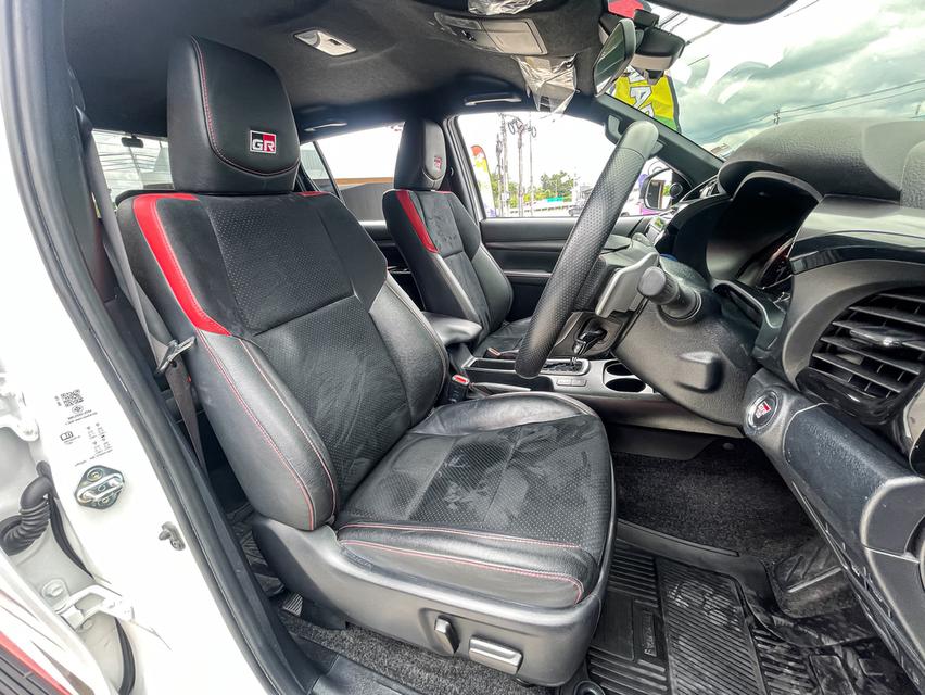 ขาย Toyota Revo 2.8GR Sport 4wd ปี23 12