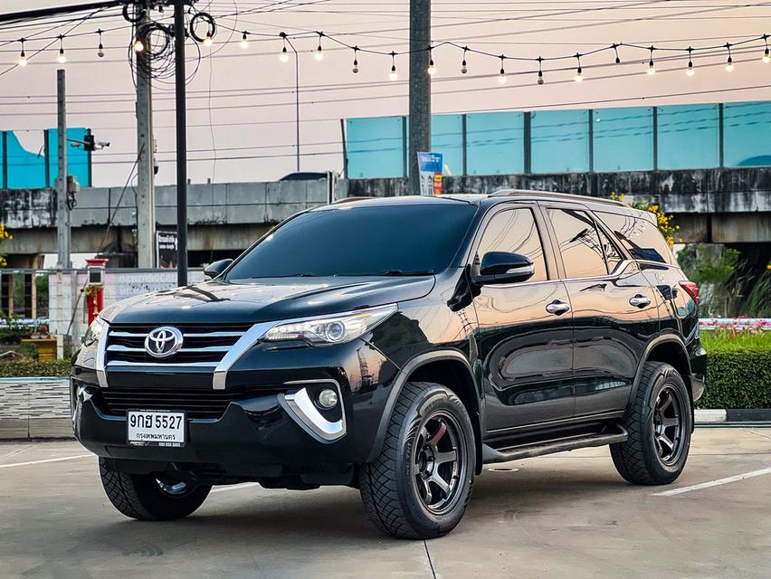 ขาย Toyota Fortuner 2.4V ปี17 3