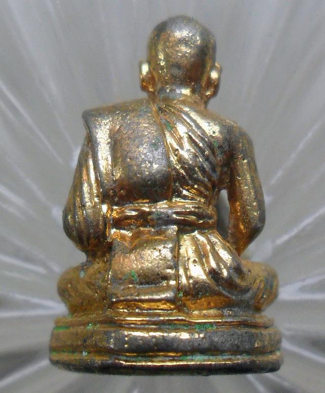 พระรอดเก่าเนื้อจัดค่ะ 14