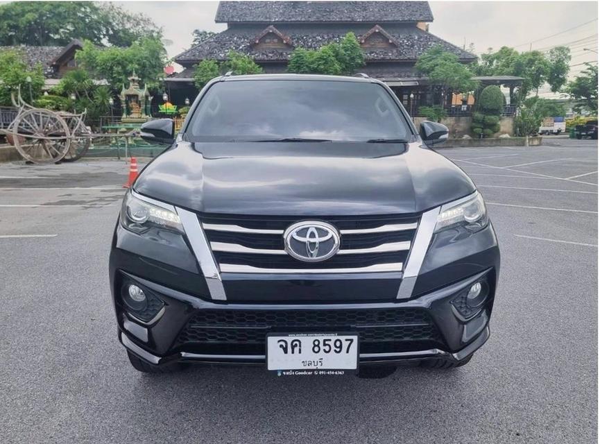 Fortuner 2.8TRD (ขับ 2)  ฟรีดาวน์ จัดได้เกิน 2