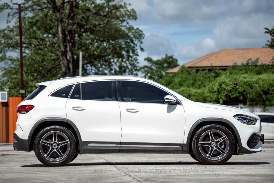 Benz GLA200 1.3 AMG Dynamic W247 AT 2022 2