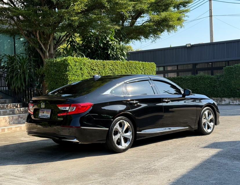 2021 HONDA ACCORD HYBRID รถมือเดียวออกป้ายแดง รถวิ่งน้อย เข้าศูนย์ตามระยะ รถไม่เคยมีอุบัติเหตุครับ 3