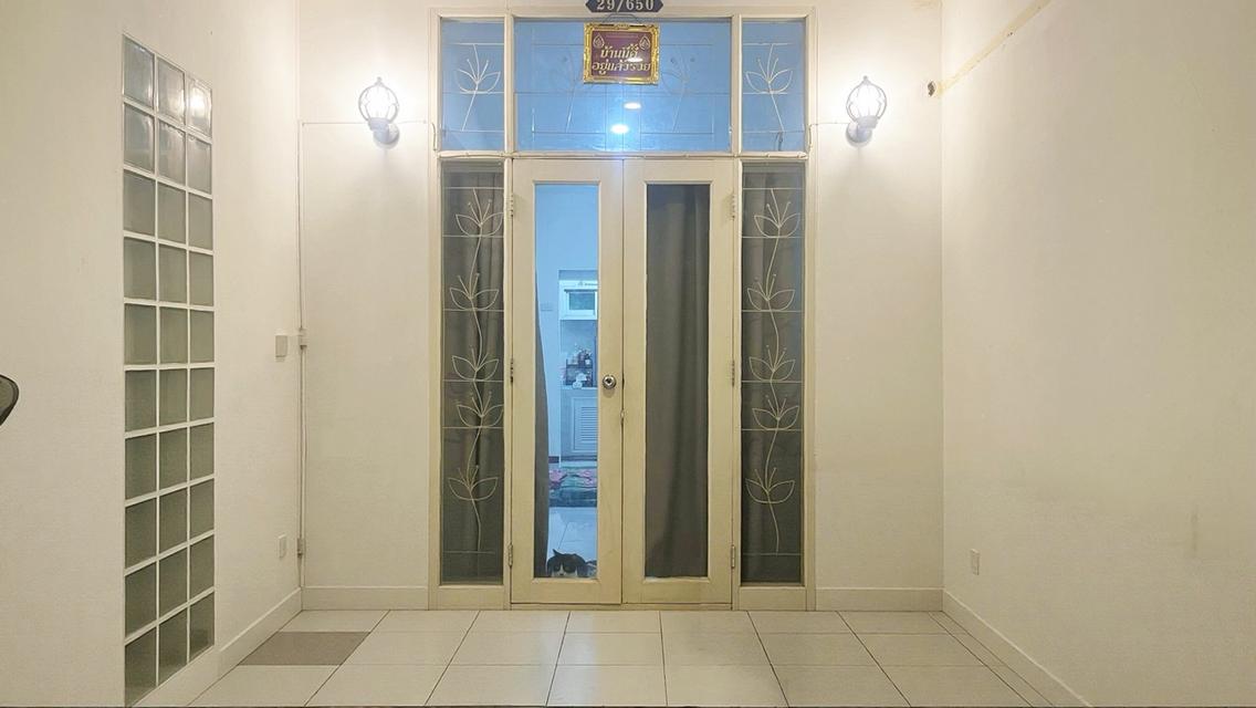 ฟรีโอนด่วนมากกกบ้านวรารักษ์ รังสิตคลองสาม คลองหลวงเลขที่ ซ.8/5🎉🎉  เนื้อที่ 20 ตรว.  2 ห้องนอน 🛌  ห้องน้ำ 🛁  1 ครัว 🍽1 ห้องโถง 📺 จอดรถในบ้านได้ 1 8