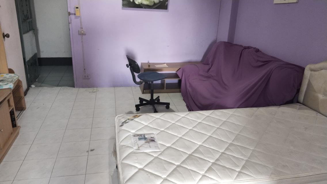 คอนโดมีเนียมย่านลาดพร้าว 9