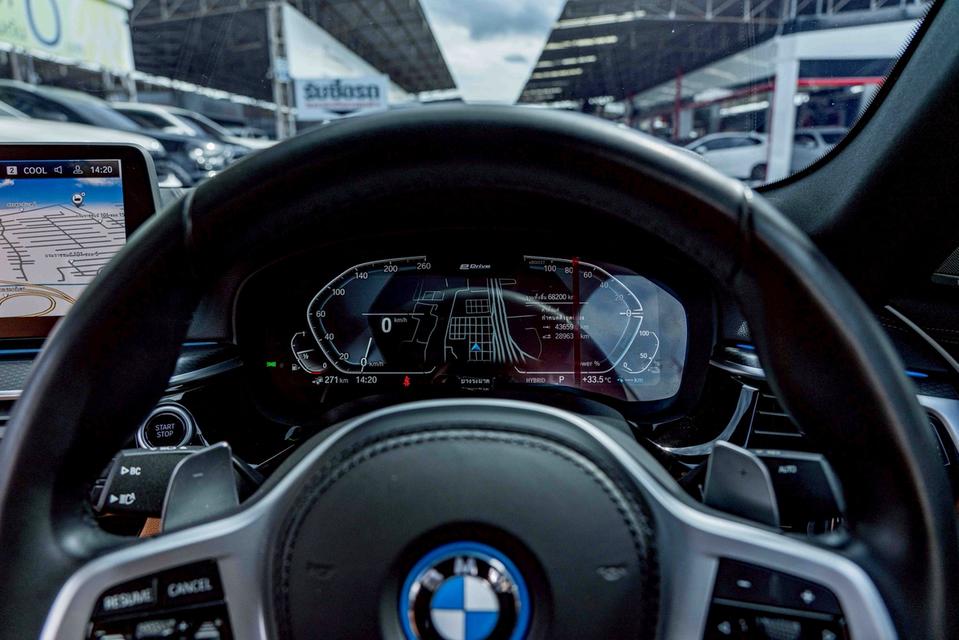 รหัสรถ NP274 BMW 530e M SPORT 2022 16