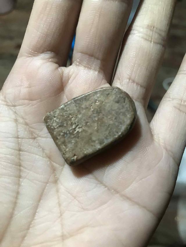 พระซุ้มกอพิมพ์กลางแบบมีลายกนก รูปที่ 14