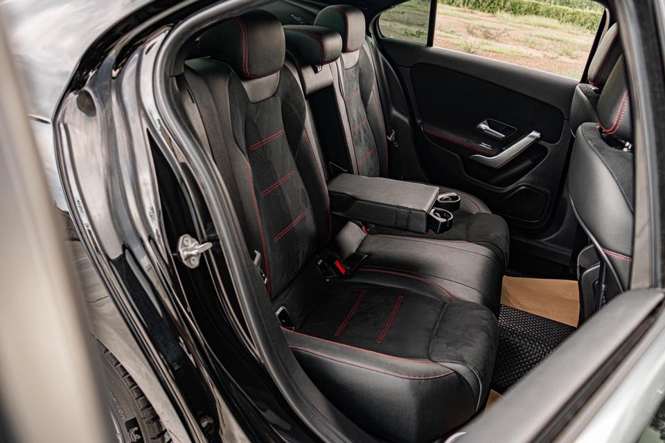 (แจ้งรหัสรถ CBL2538) Mercedes-Benz A200 AMG Dynamic 1.3 W177 AT 2022 รูปที่ 16