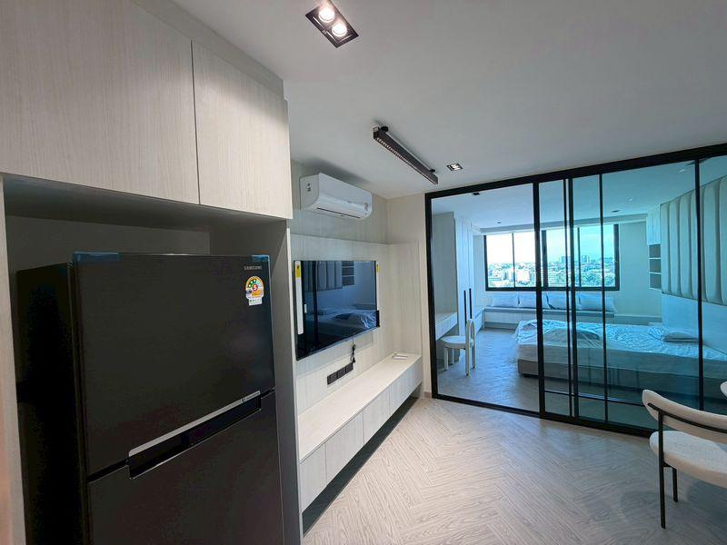 🏙🔑🌟ขายคอนโดเด่นใจกลางเมือง  1 ห้องนอน  1 ห้องน้ำ  1  2.69  ล้านบาท !!ฟรีโอน 4