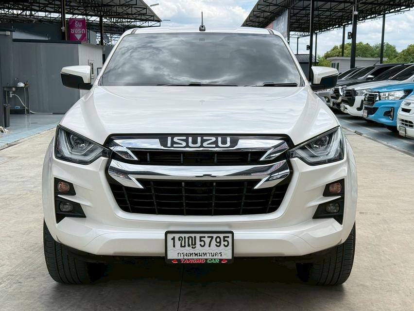ISUZU D-MAX 1.9 Hi-Lander ZP Cab4 ปี2020 รถบ้านแท้ 3