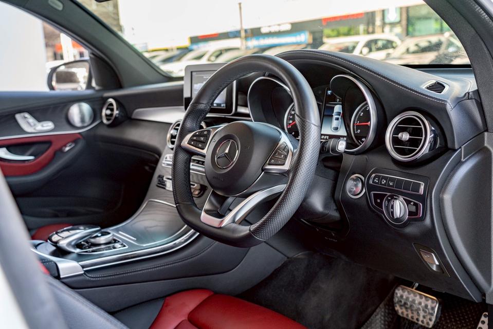 รหัสรถ NP7799 รุ่นรถ : BENZ GLC250 COUPE 4MATICปีรถ : 2019 รูปที่ 10