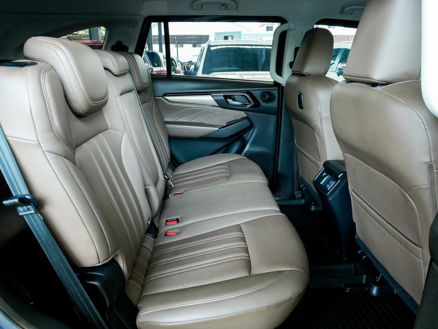 ISUZU MU-X 3.0Ultimate 2wd ปี2023 รูปที่ 11