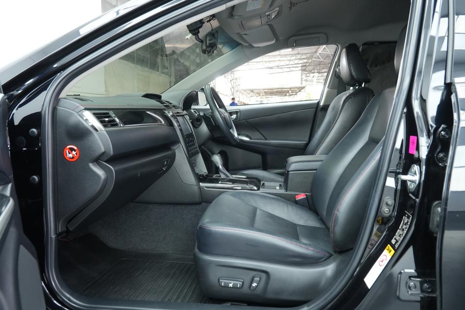 2016 TOYOTA CAMRY 2.0 G สีดำ เลขไมล์ 159141 กม. 13