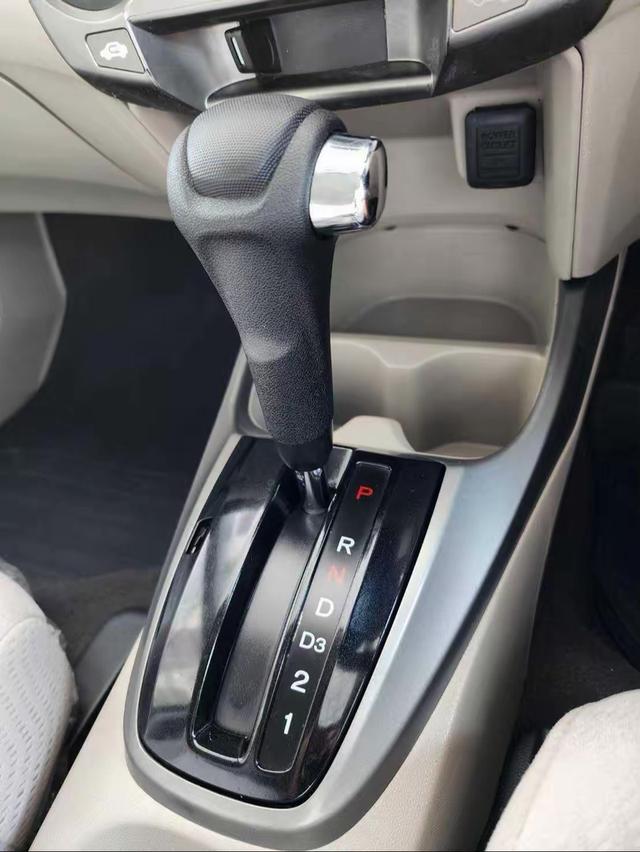 HONDA CITY 1.5V CNG 2013 18