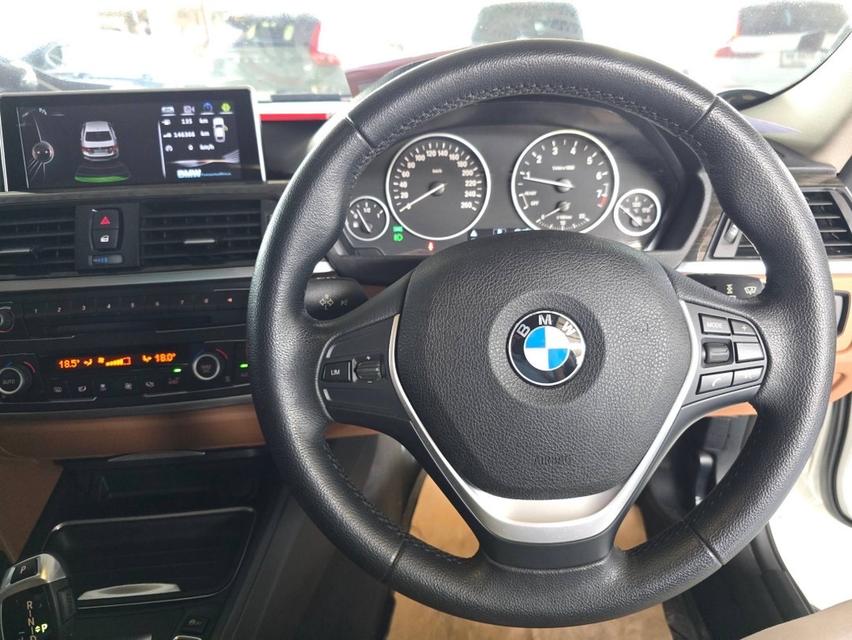 🚗💨 มาแล้ว! BMW 320i Luxury F30 ปี 2015 รหัส BAC1073 13