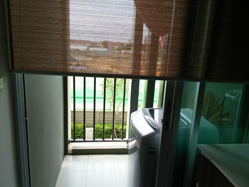 ขายคอนโดย่านเศรษฐกิจ วิวเมือง ห้องสวยตกแต่งอย่างลงตัว มีเฟอร์นิเจอร์ให้ครบ พร้อมเข้าอยู่ 16