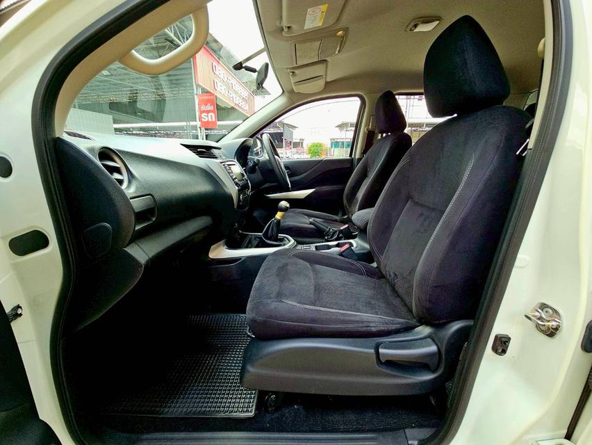 รหัสรถ SEZ577 Navara NP300 4 ประตู 2.5 E Calibre เกียร์ ธรรมดา เบนซิน สี ขาว ปี 2016 11
