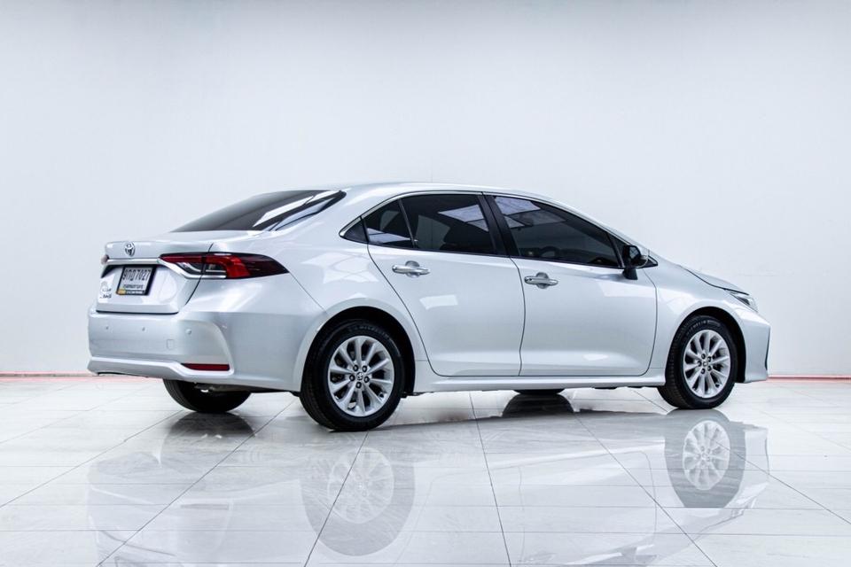 รหัสรถ  5B296 ALTIS 1.6G 2019 5