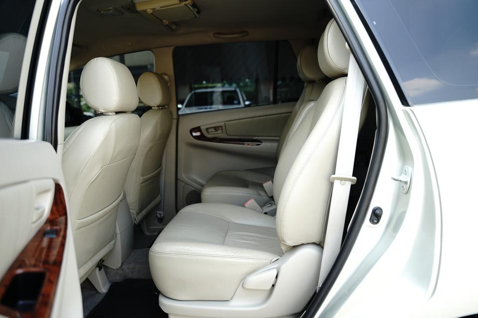 2012 TOYOTA INNOVA 2.0G 9