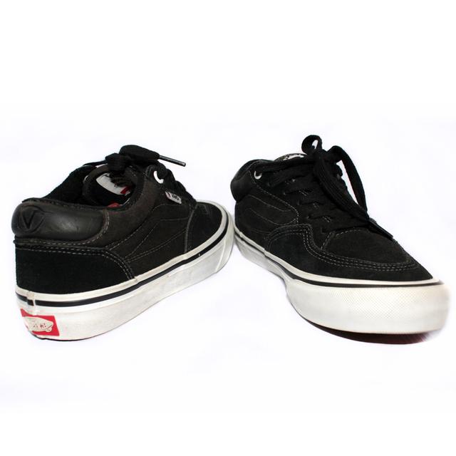 VANS รองเท้าผ้าใบมือสอง สีดำ สภาพเหมือนใหม่ จัดส่งฟรี! เก็บปลายทาง 7