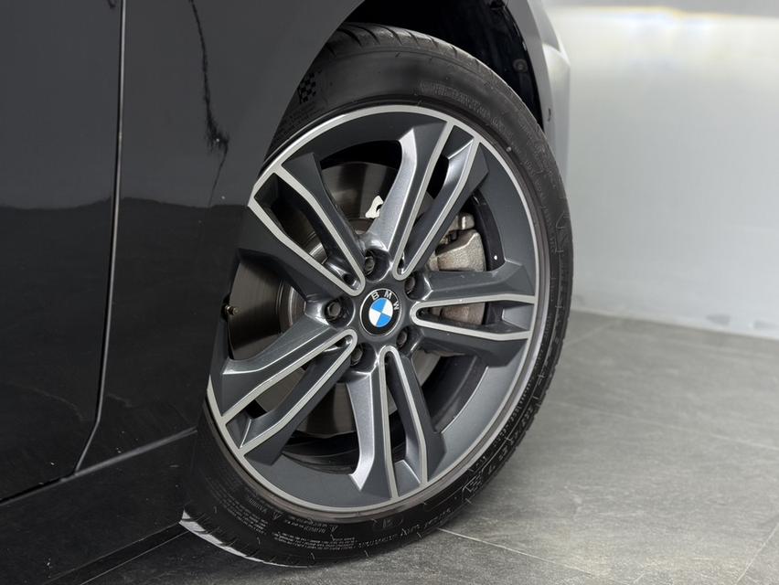 2022 BMW SERIES 2, 220i Gran Coupe Sport
โฉม F44 ปี19-ปัจจุบัน สีดำ มือเดียวป้ายแดง รูปที่ 16