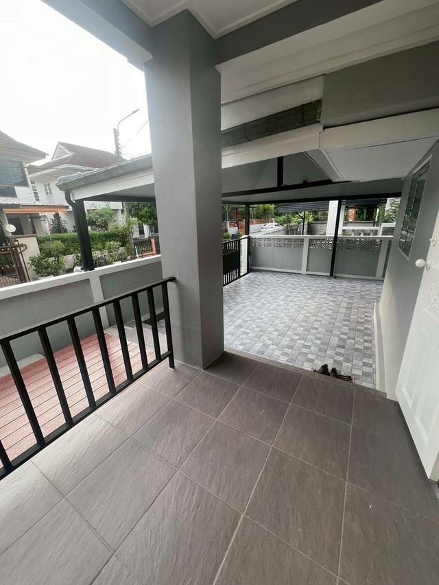 ขายบ้านเดี่ยว สูง 2 ชั้น เนื้อที่ 50 ตรว. หมู่บ้านประภาวรรณ์โฮม 2 ถนนสุวินทวงศ์ 28 16