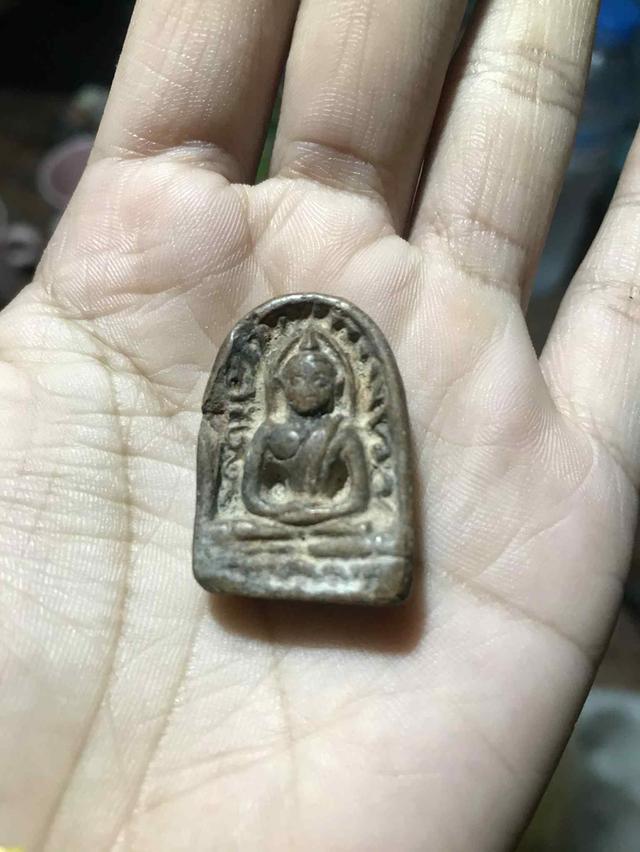 พระซุ้มกอพิมพ์กลางแบบมีลายกนก รูปที่ 17