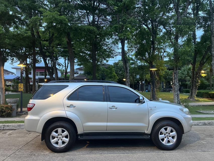 รถยนต์ Toyota Fortuner 3.0 V Auto ขับ2 ปี 2010 รูปที่ 16