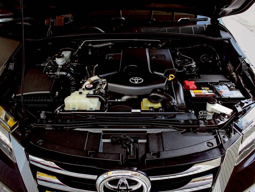 TOYOTA FORTUNER2.8 V 2WD ปี 2017 โฉม ปี15-ปัจจุบัน 8