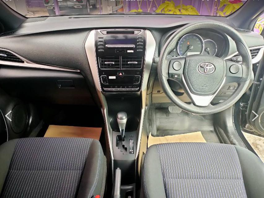  Toyota Yaris 1.2 E Hatchback AT 2019 6