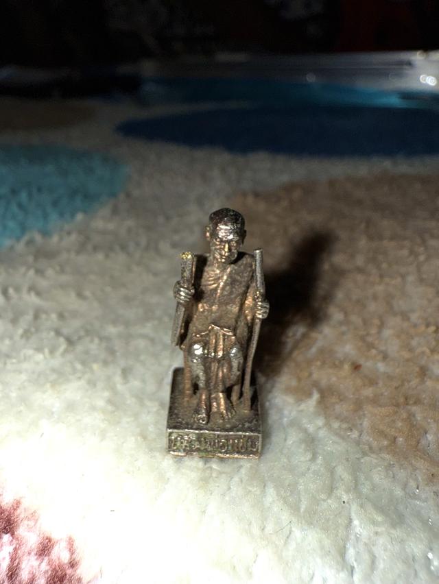 รูปเหมือนพ่อแช่ม