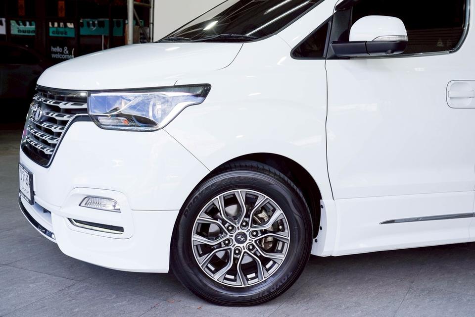 HYUNDAI GRAND STAREX 2.5 VIP AT รูปที่ 6