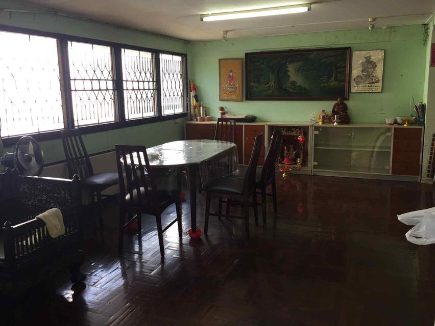 ขายบ้านพร้อมที่ดิน โครงการหมู่บ้านเมืองทอง 2/2 ซอยพัฒนาการ 61 2