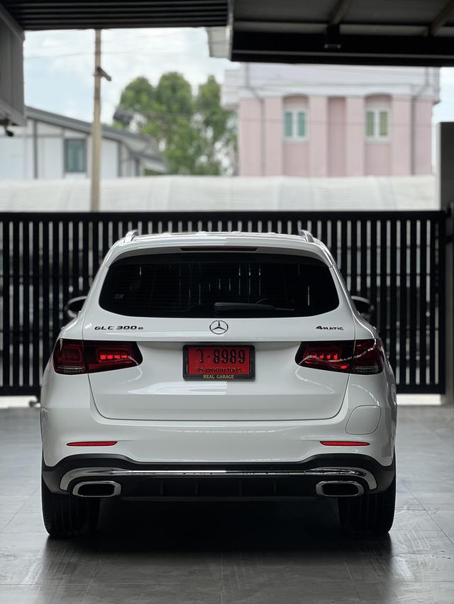 Benz GLC300e AMG 16