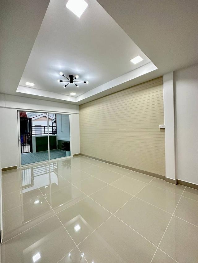 หมู่บ้านบัวทอง4 9