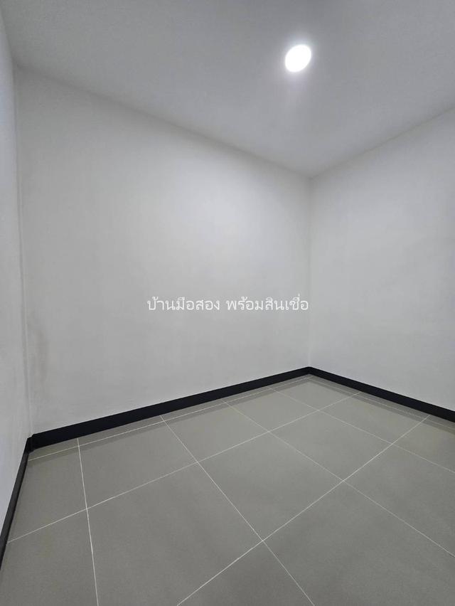 หมู่บ้านไอดีไซน์ วงแหวน-รามอินทรา 6