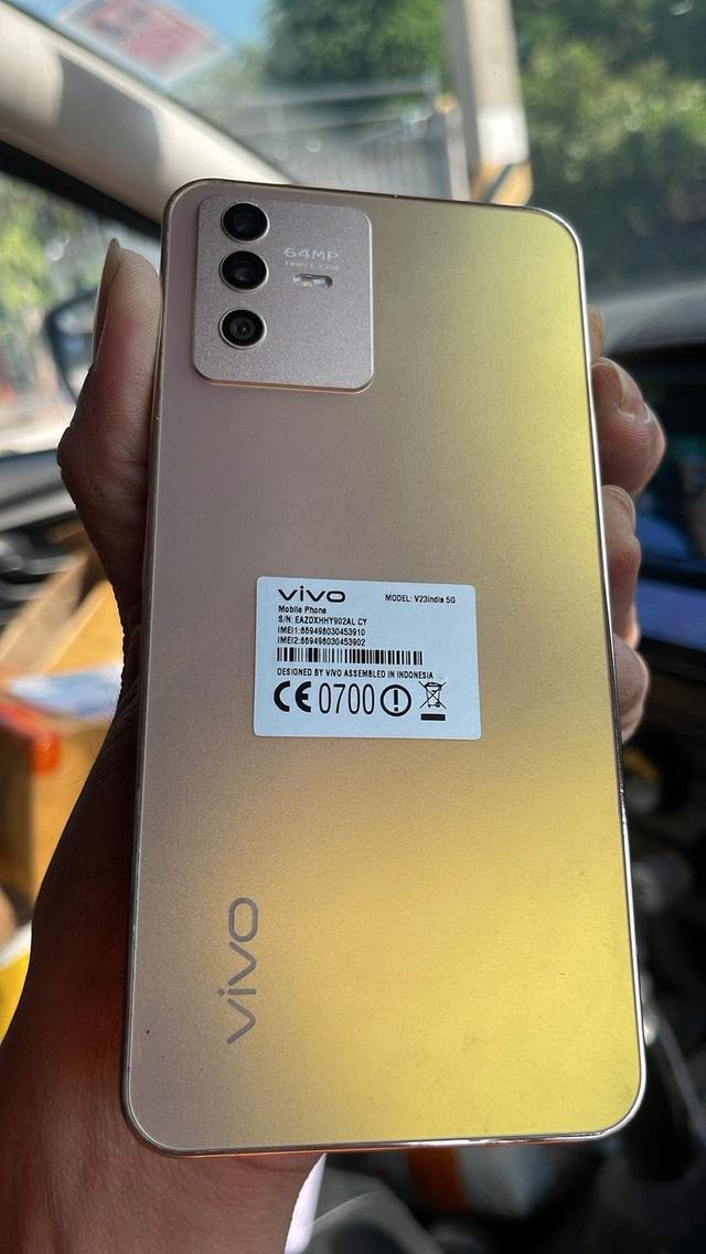 Vivo V23 มือ 2 สีทอง