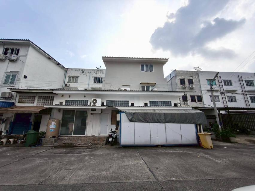 อาคารพาณิชย์ 3 คูหา ถนนนาวงประชาพัฒนา แขวงสีกัน เขตดอนเมือง กรุงเทพมหานคร 4