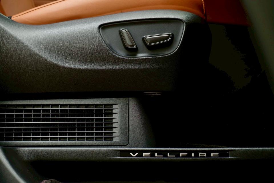 Toyota Vellfire 2.5 Z Hybrid Premier 2025 สีดำ ราคาพิเศษ รูปที่ 15