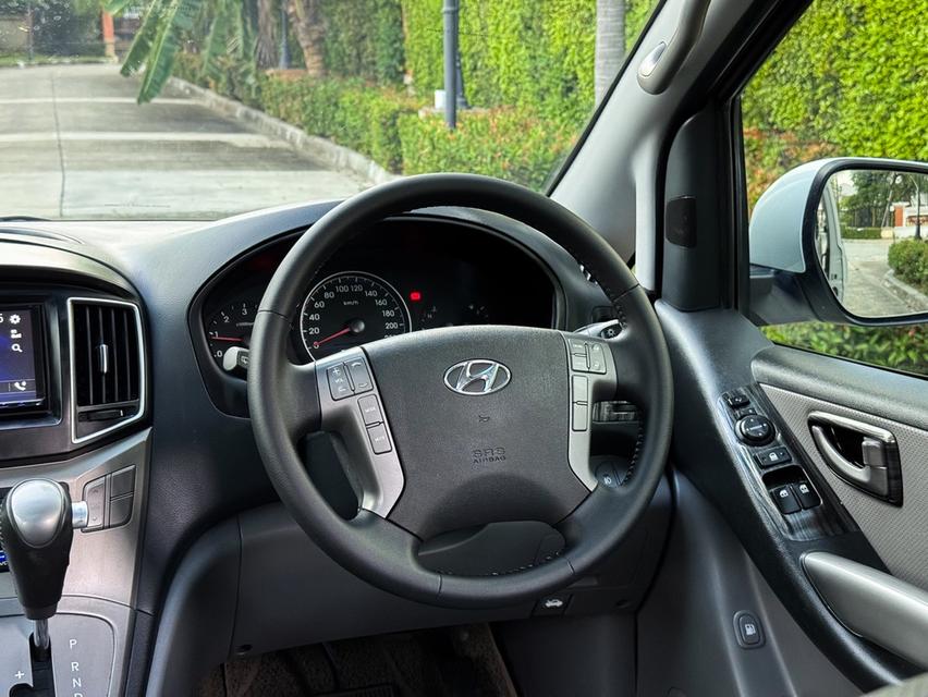 รหัสรถ AVA283 Hyundai H1 Limited III ปี 2019 รุ่นพิเศษ มี Sunroof โฉม Minorchange  8