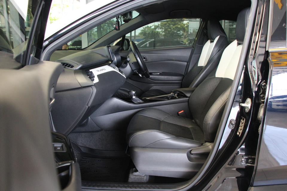 รหัสรถ TKG5026 TOYOTA CHR 1.8 Hybrid High KARL LAGERFELD ปี 2020 11