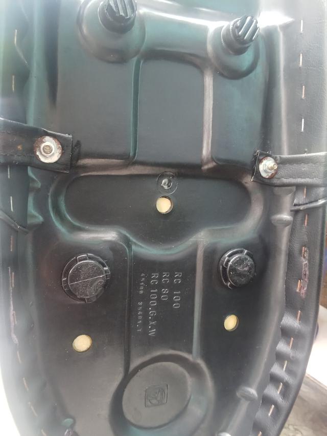 ซูซูกิอาร์ตซี100เครื่อง2จังหวะ