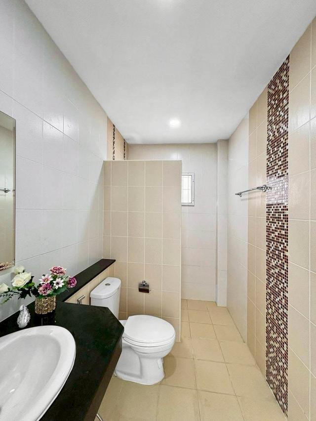 บ้านเช่าสองชั้น สวยคุ้ม บางละมุง ชลบุรี 19