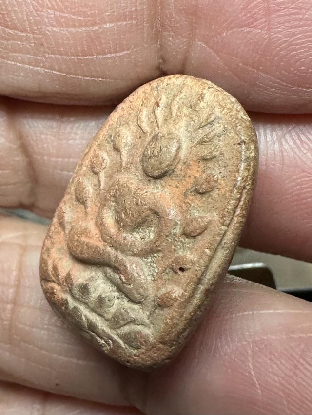 พระเนื้อดิน องค์ละ 800 10